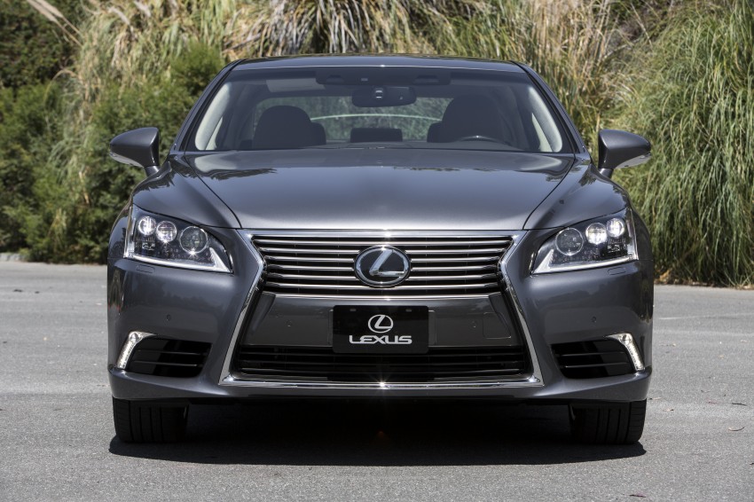 2013 Lexus LS flagship luxury sedan arrives – we speak to Chief Engineer Hideki Watanabe 137198