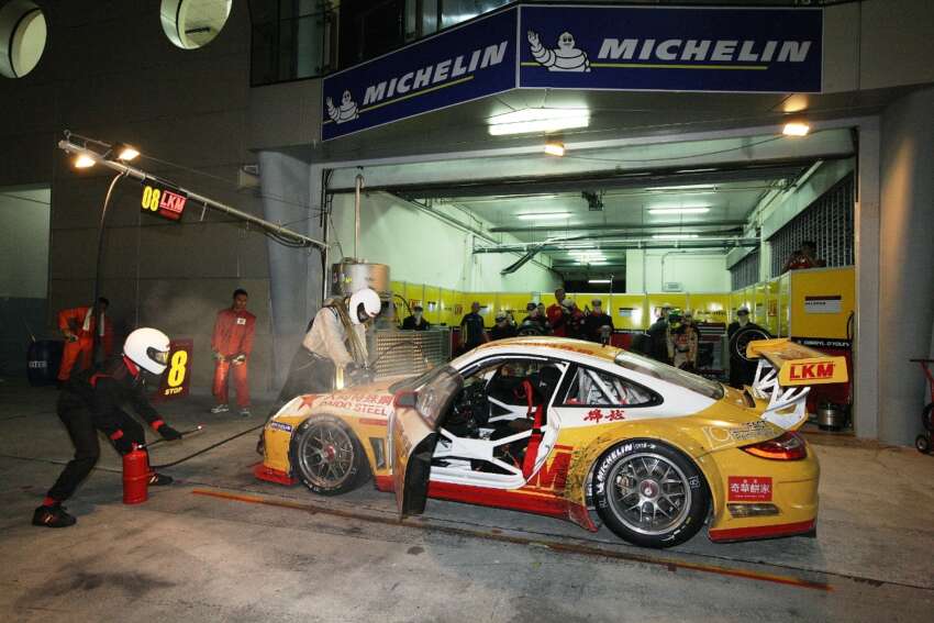Michelin-equipped teams secure six podium spots at Malaysia Merdeka Endurance Race 2012 132427
