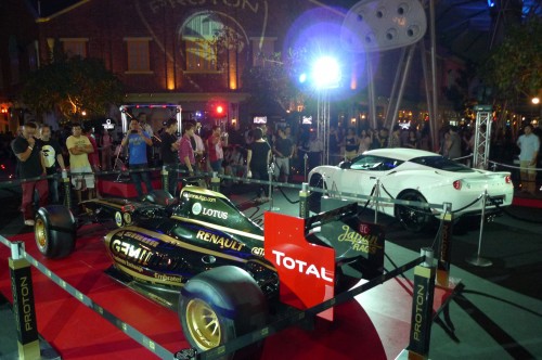 Proton, Lotus supporting Lotus-Renault GP in Singapore