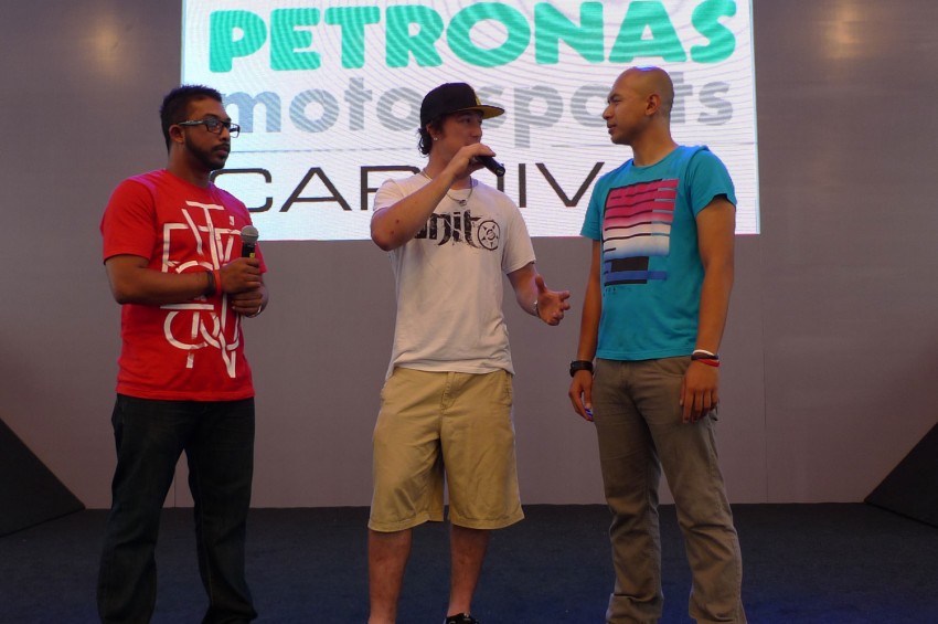 Petronas Motosports Carnival going on from now till Sunday @ KLCC – MotoGP rider Ben Spies dropped by! 73594