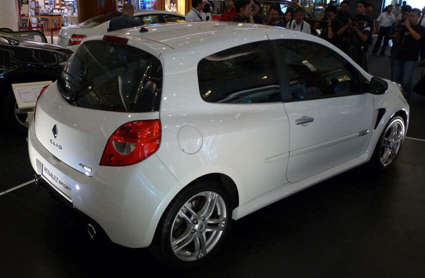 Renault Clio RS 200 Cup – Angel & Demon edition, RM199k 88106