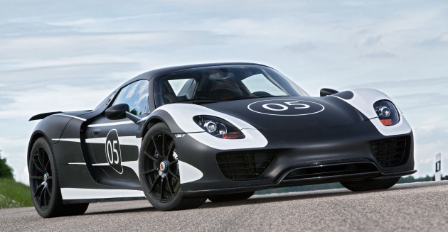 Porsche 918 enters next production phase