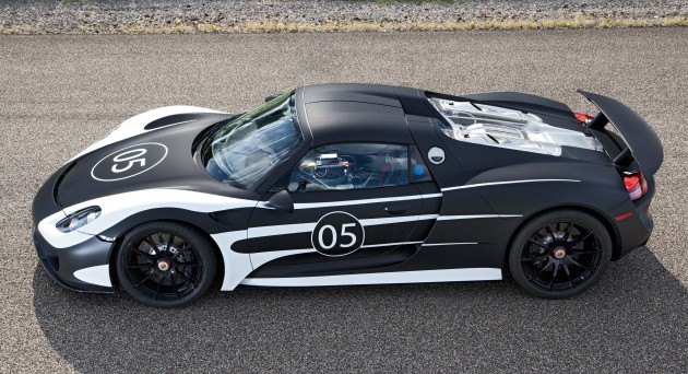 Porsche 918 enters next production phase