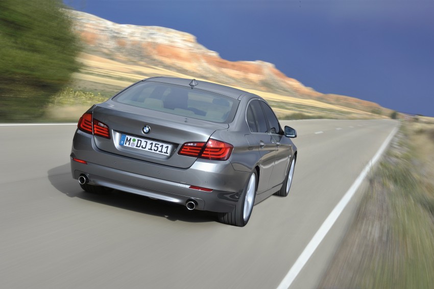 All-new F10 BMW 5-Series Sedan: full details! 154827