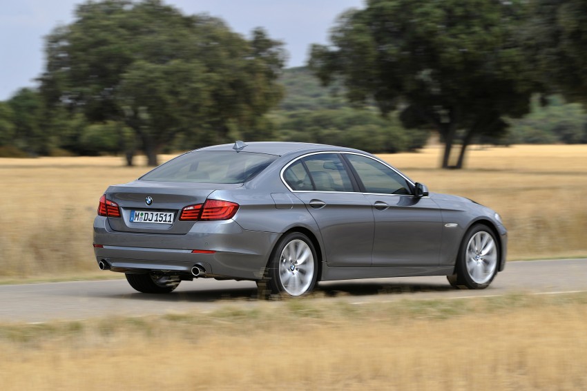 All-new F10 BMW 5-Series Sedan: full details! 154832