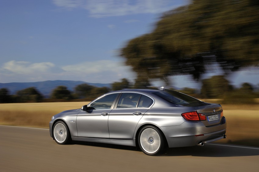 All-new F10 BMW 5-Series Sedan: full details! 154834