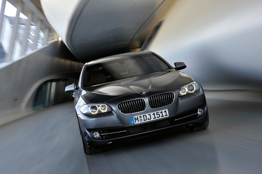 All-new F10 BMW 5-Series Sedan: full details! 154835