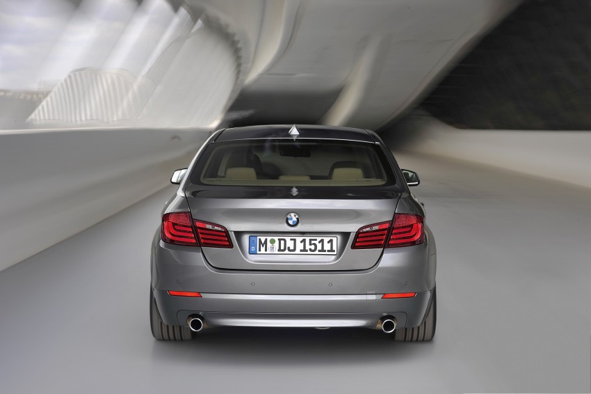 All-new F10 BMW 5-Series Sedan: full details! 154836