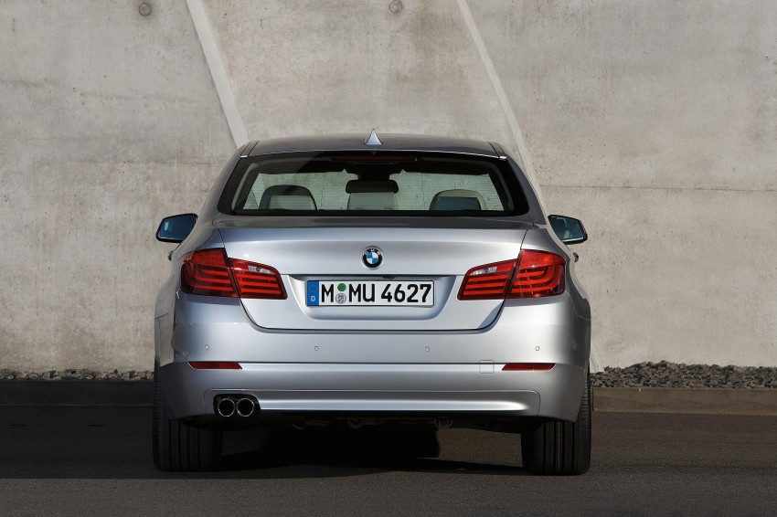 All-new F10 BMW 5-Series Sedan: full details! 154848