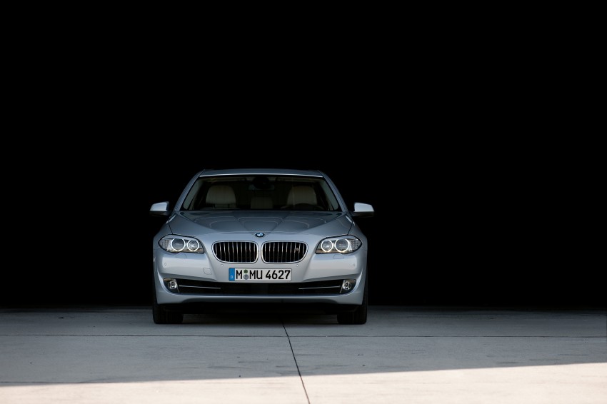 All-new F10 BMW 5-Series Sedan: full details! 154852