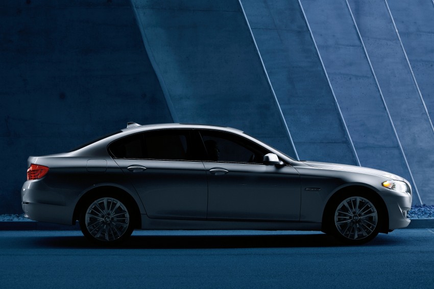 All-new F10 BMW 5-Series Sedan: full details! 154856