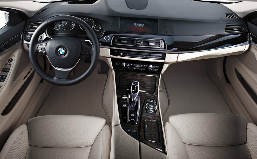 All-new F10 BMW 5-Series Sedan: full details! 154874