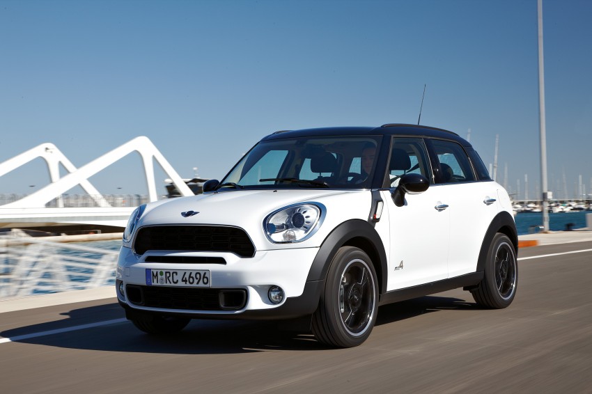 VIDEO: MINI Cooper S Countryman Review 66466