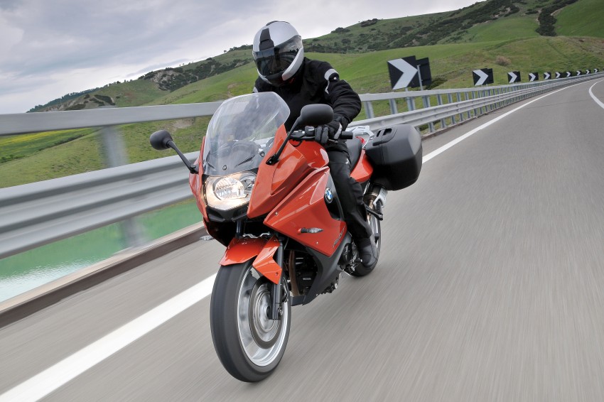 BMW Motorrad’s new F800 GT succeeds F800 ST 141273