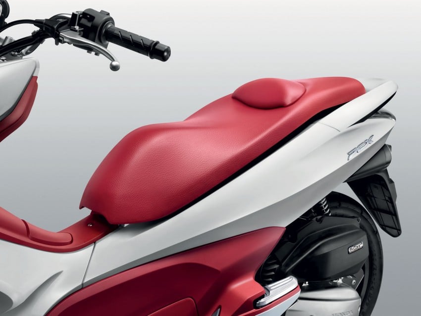 Honda Spacy and PCX bikes launched by Boon Siew 139180