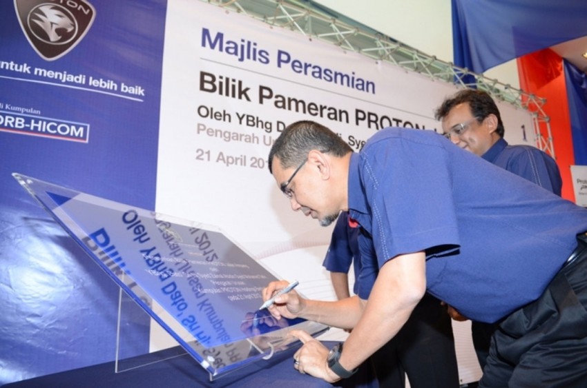 Proton opens new Platinum Showroom in Jalan Ampang 102312