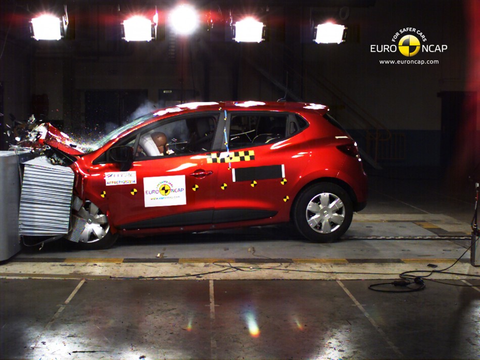 Renault Clio Front Crash Test Paul Tan s Automotive News renault-clio-front-crash-test-paul-tan-s-automotive-news