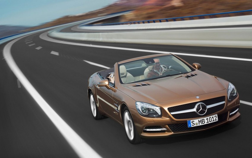 All-new sixth-gen Mercedes-Benz SL officially revealed 80274
