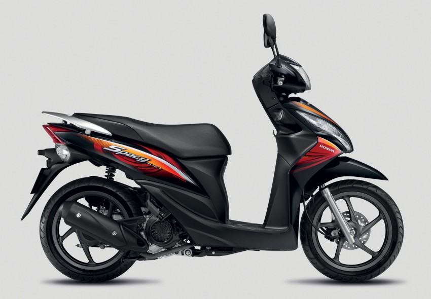 Honda Spacy and PCX bikes launched by Boon Siew 139135
