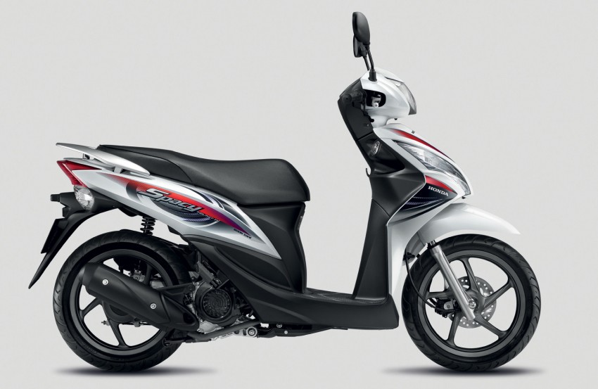 Honda Spacy and PCX bikes launched by Boon Siew 139137