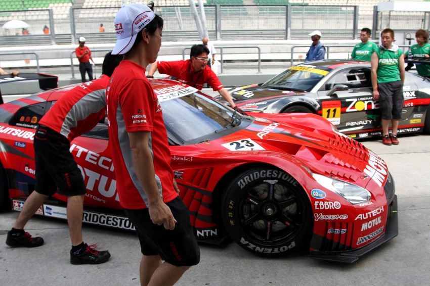 Autobacs Super GT 2012 Round 3: Friday Gallery 111031