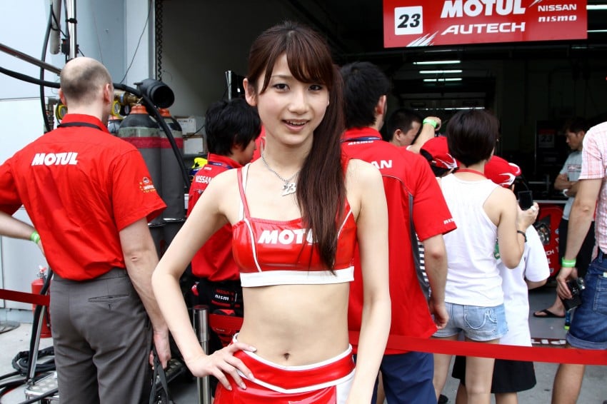 Super GT 2012 Rd 3: Of booth babes and race queens 112079