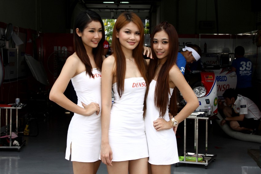 Super GT 2012 Rd 3: Of booth babes and race queens 112091