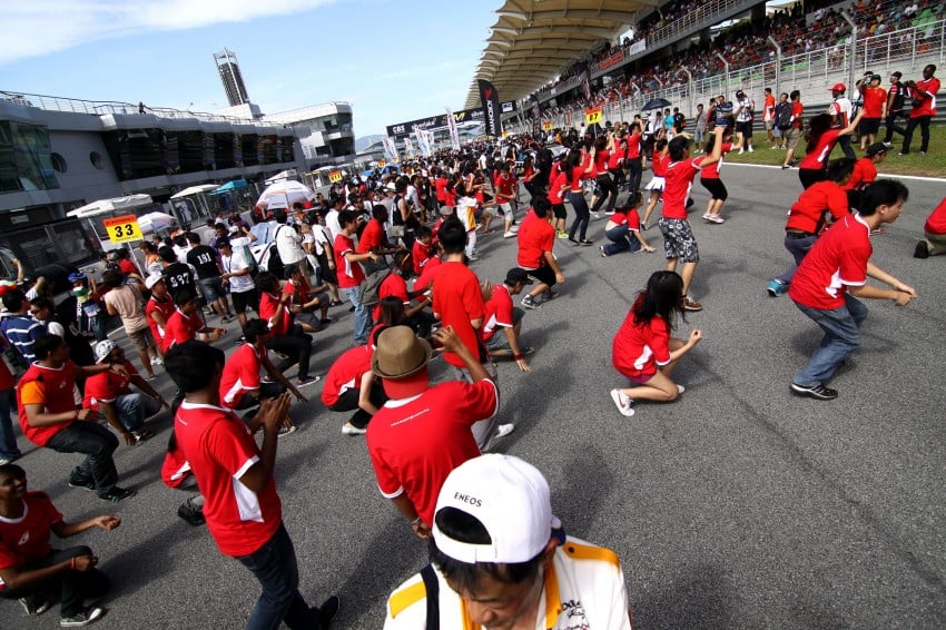 Autobacs Super GT 2012 Rd 3: Scenes before the race 111604