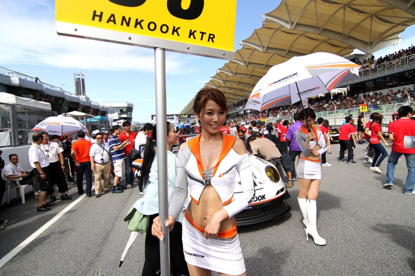 Super GT 2012 Rd 3: Of booth babes and race queens 112153