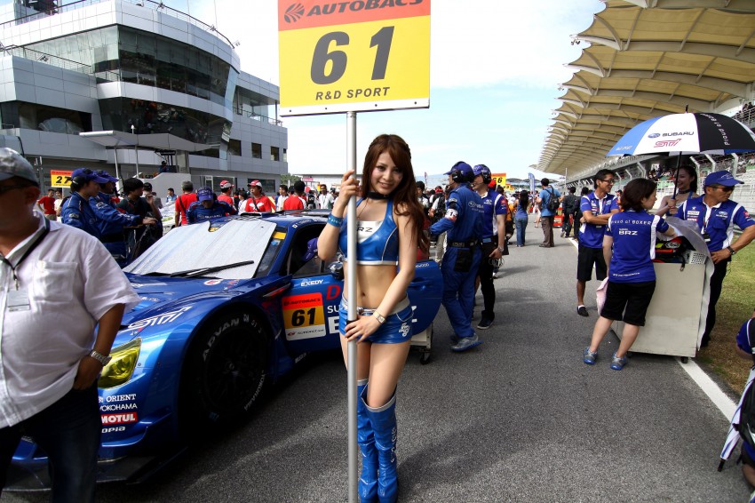 Super GT 2012 Rd 3: Of booth babes and race queens 112159