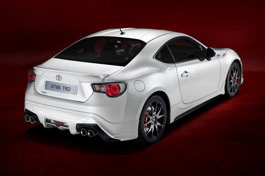 TRD Performance Line accessories for the Toyota 86 134421