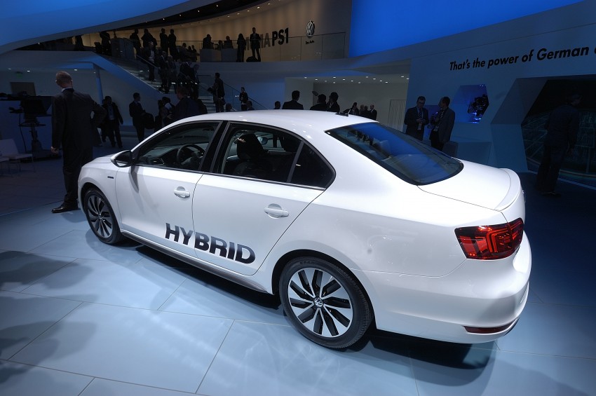 Volkswagen Jetta Hybrid – 1.4 TSI marries 20 kW motor 83466