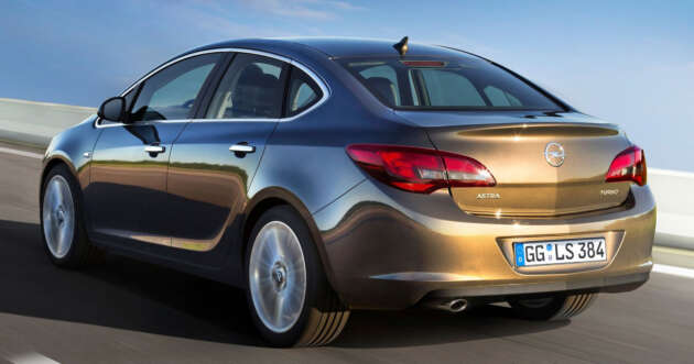Opel Astra Sedan – a notchback for Europe to bite
