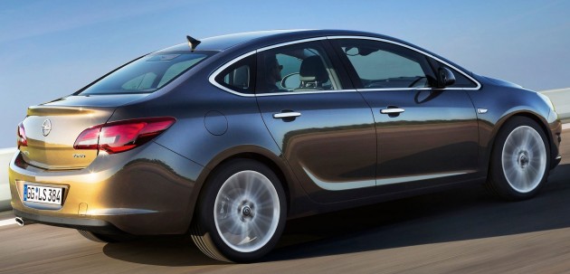 Opel Astra Sedan – a notchback for Europe to bite