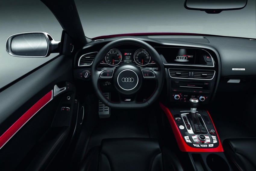 Frankfurt: Audi presents the refreshed 444 hp / 430 Nm RS5 69070