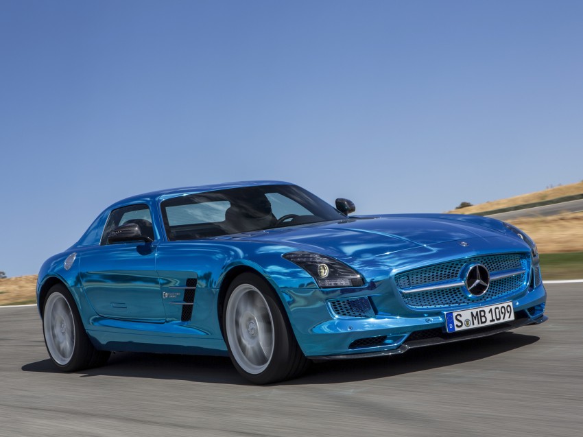 Mercedes-Benz SLS AMG Electric Drive shown in Paris: world’s most powerful production EV 134206