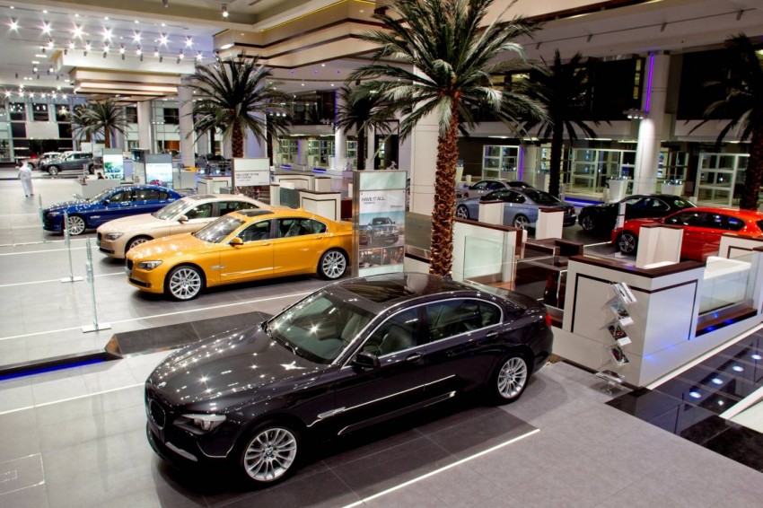 World’s largest BMW showroom opens in Abu Dhabi 88397