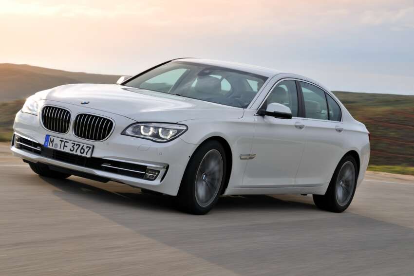 2012 BMW 7-Series LCI gets updated inside and out 108461