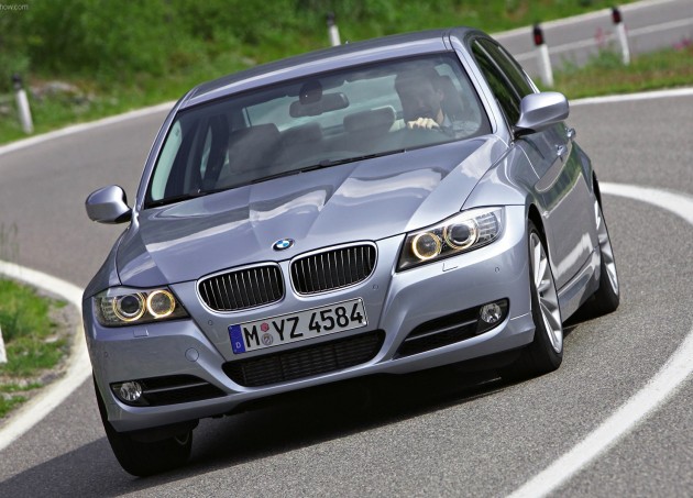 Auto Bavaria Sg. Besi: Grab the E90 BMW 3-Series 323i with a special financing plan [AD]
