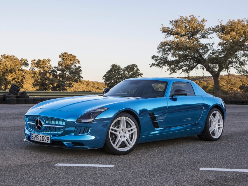 Mercedes-Benz SLS AMG Electric Drive shown in Paris: world’s most powerful production EV 134207