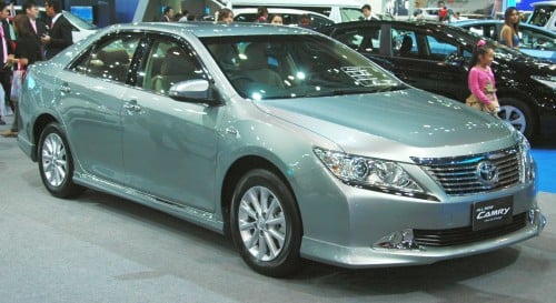 Toyota Camry – brochure leaked, and pix of Thai-market version offers a preview of the upcoming all-new car