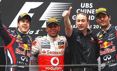 Hamilton wins action packed Chinese GP ahead of Red Bulls, brilliant drive from Webber – 18th to the podium!