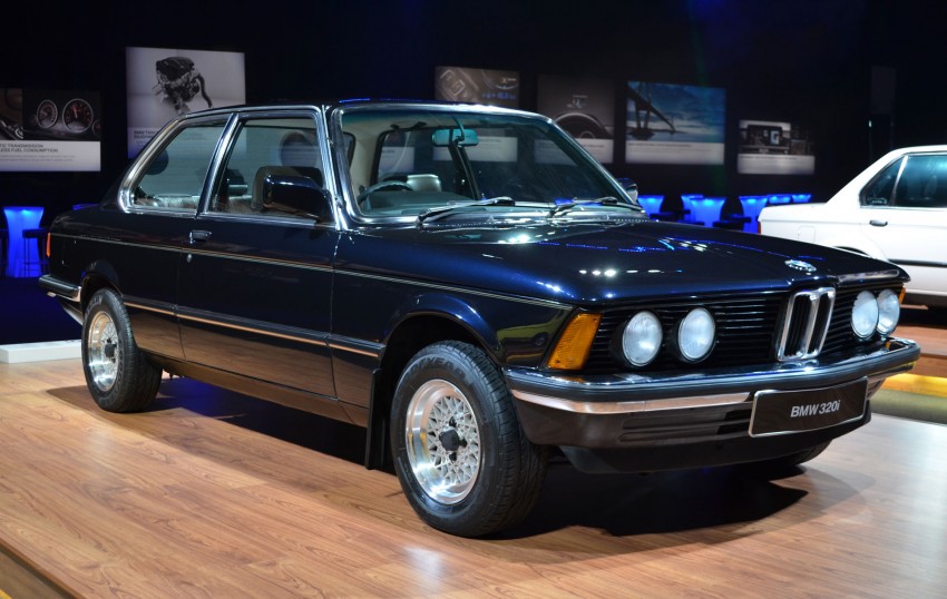 GALLERY: BMW 3-Series lineage display at the F30 launch 96648