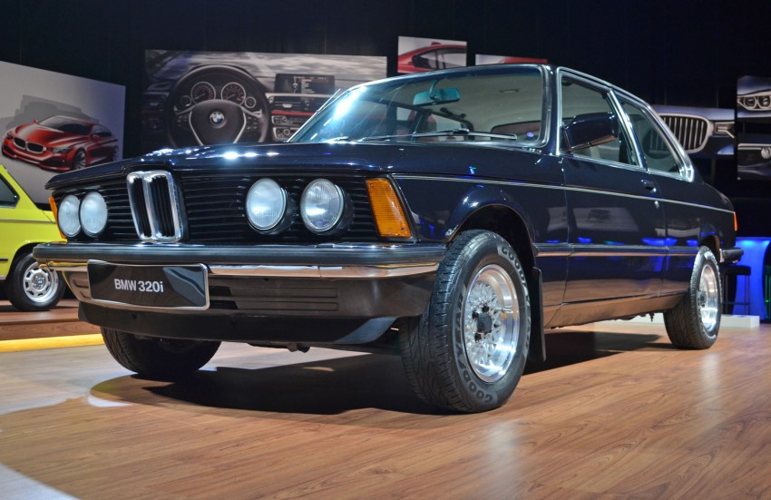 GALLERY: BMW 3-Series lineage display at the F30 launch 96650