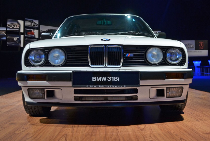GALLERY: BMW 3-Series lineage display at the F30 launch 96658