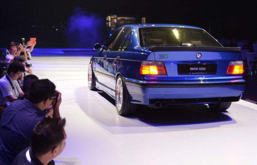 GALLERY: BMW 3-Series lineage display at the F30 launch 96687