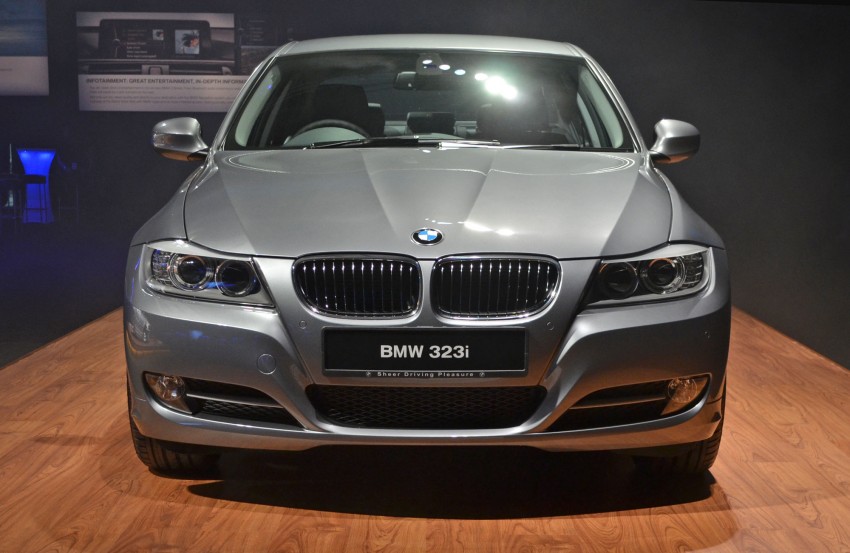 GALLERY: BMW 3-Series lineage display at the F30 launch 96699