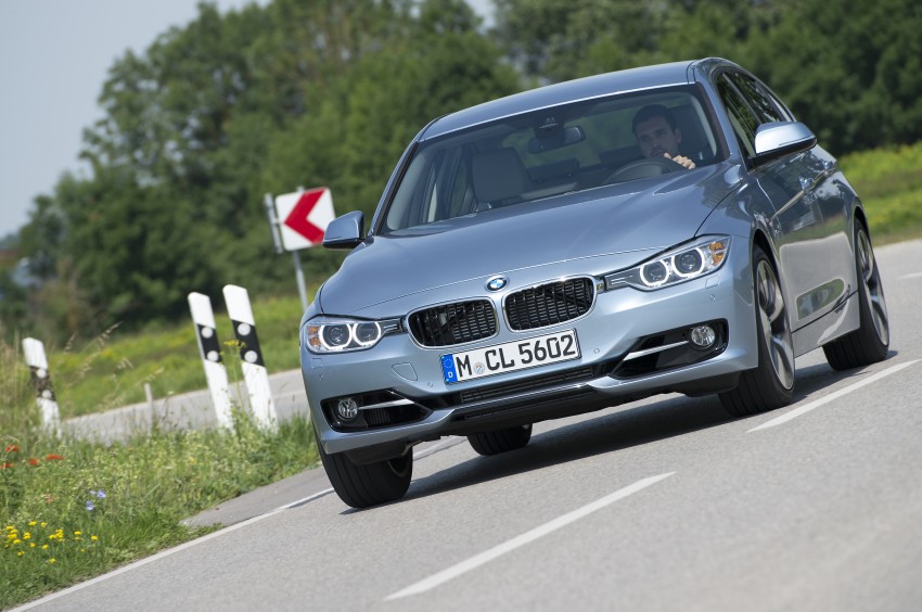GALLERY: BMW ActiveHybrid 3 on-location shots 117847