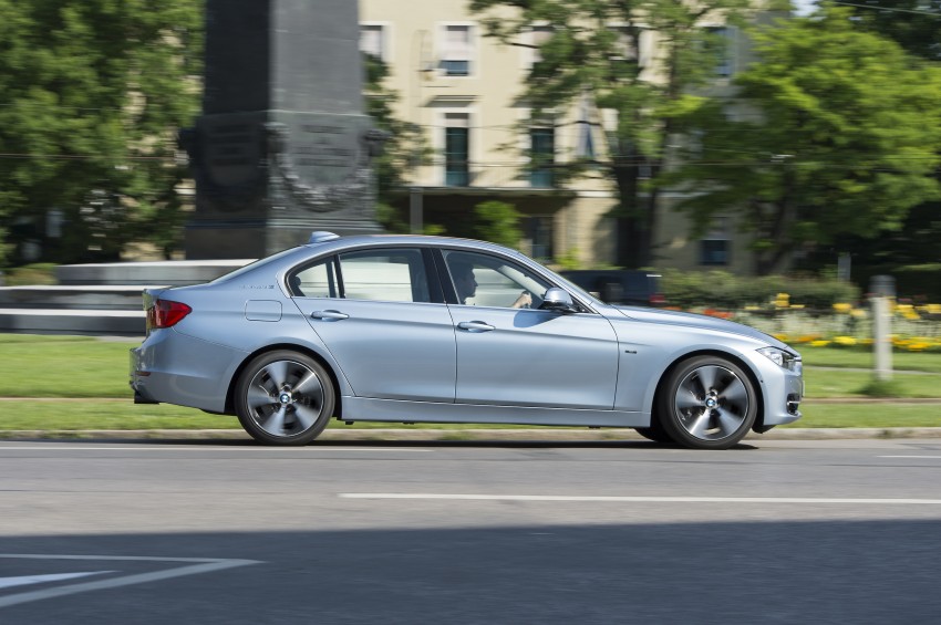 GALLERY: BMW ActiveHybrid 3 on-location shots 117856
