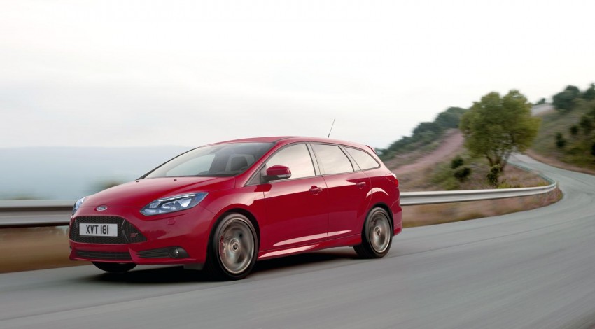 Frankfurt: Ford reveals the 2012 Focus ST and ST-R 68492